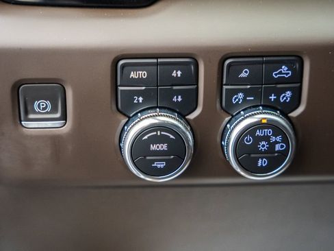 Used 2022 GMC Sierra 1500 Denali w/ Denali Reserve Package AWD/4WD image 54