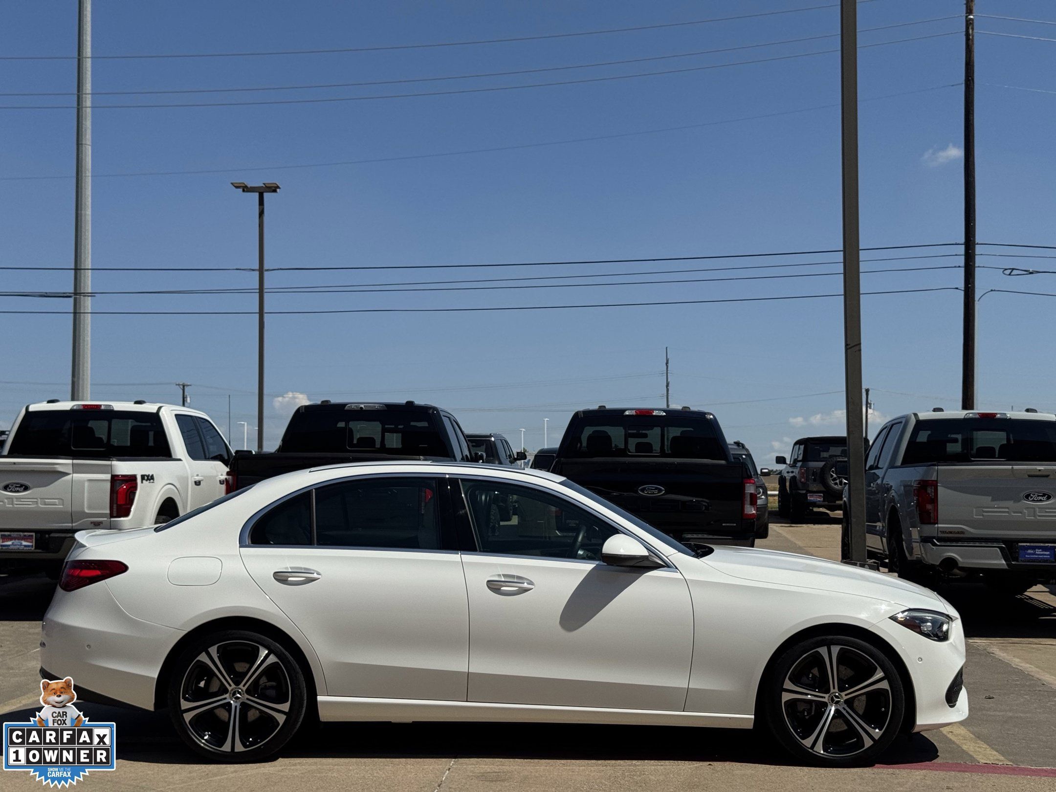 Used 2025 Mercedes-Benz C 300 Sedan image 3