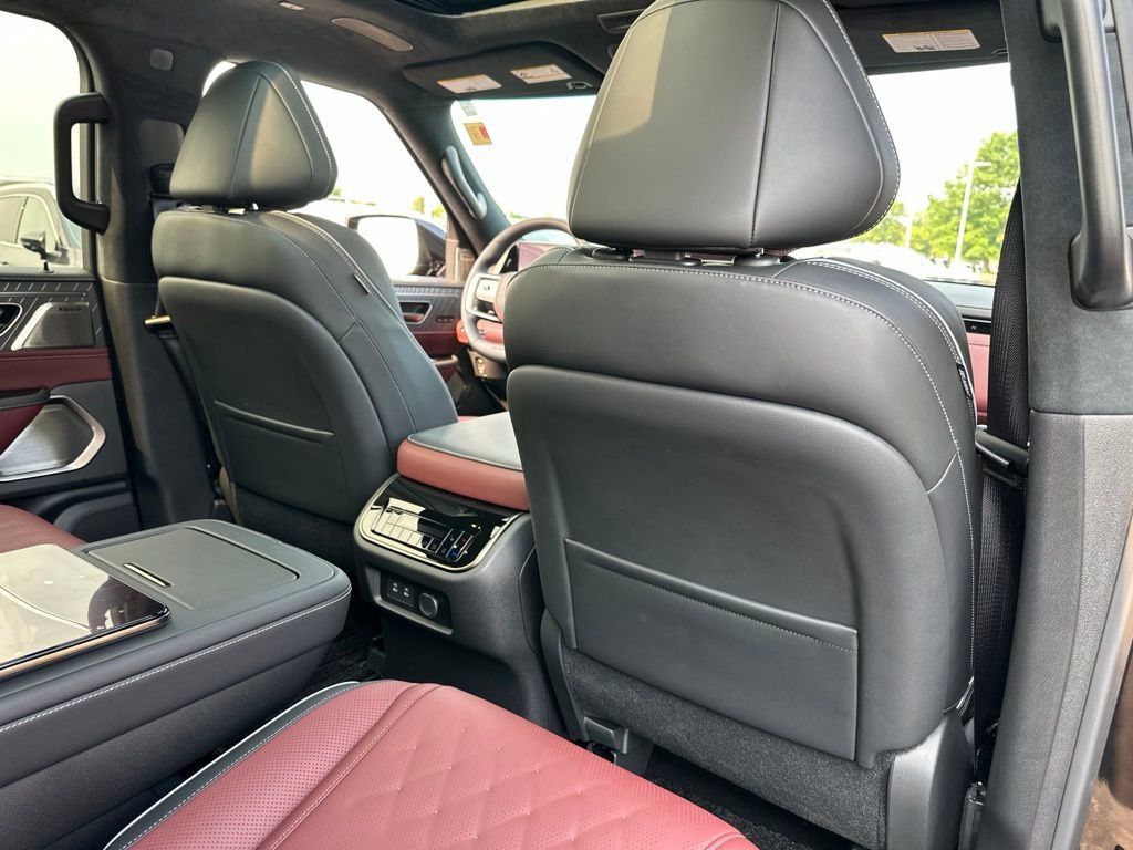 New 2026 INFINITI QX80 Autograph w/ Autograph Exterior Package AWD/4WD image 25