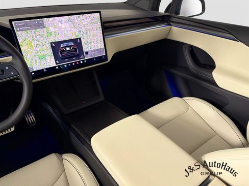Used 2026 Tesla Model X Plaid AWD/4WD image 30