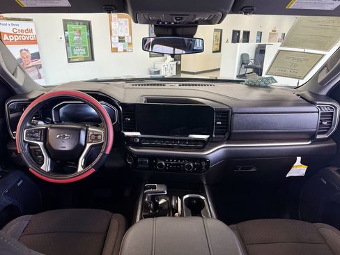Used 2026 Chevrolet Silverado 1500 RST AWD/4WD image 10