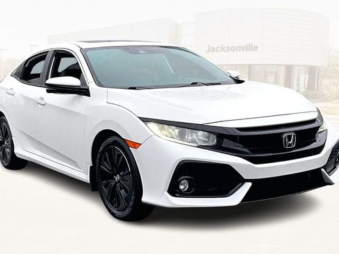 Used 2019 Honda Civic EX image 3