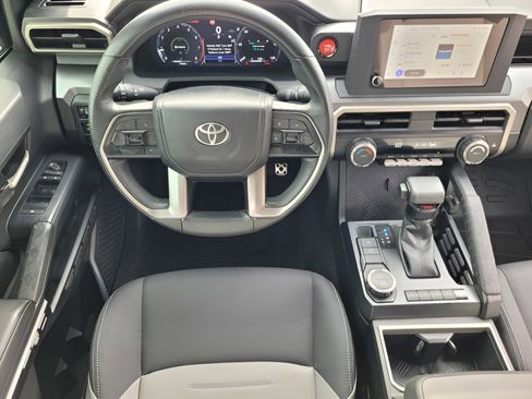 Used 2024 Toyota Tacoma TRD Sport image 13