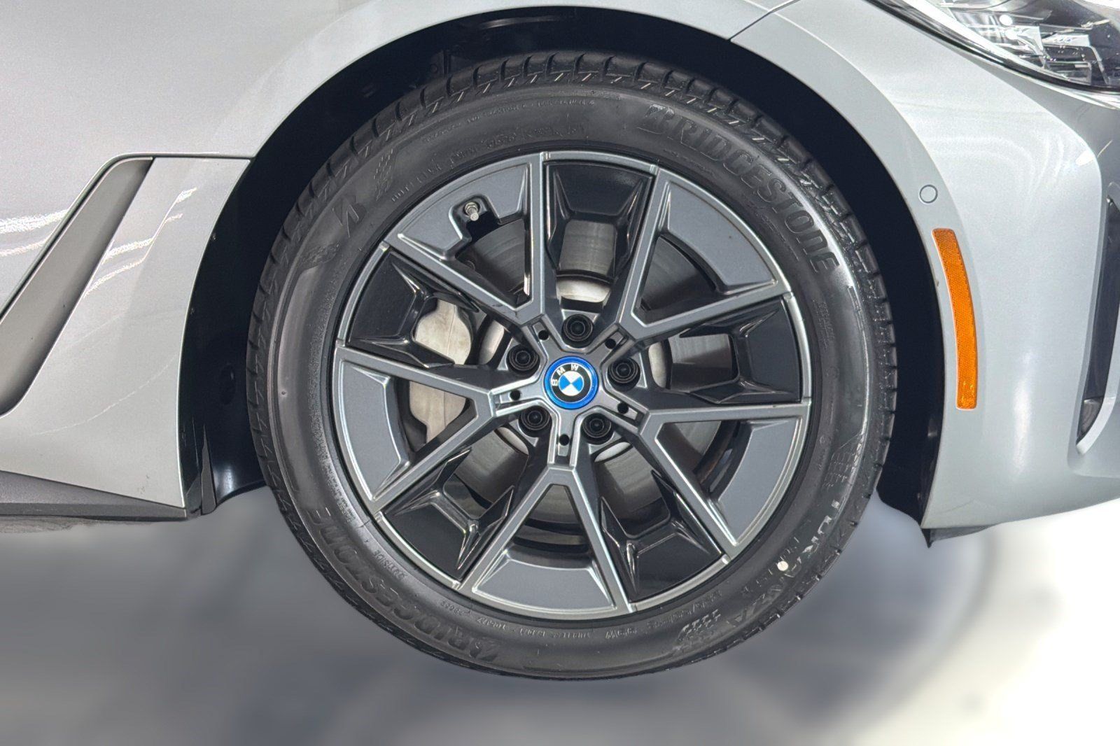Used 2023 BMW i4 eDrive40 w/ Premium Package RWD image 12