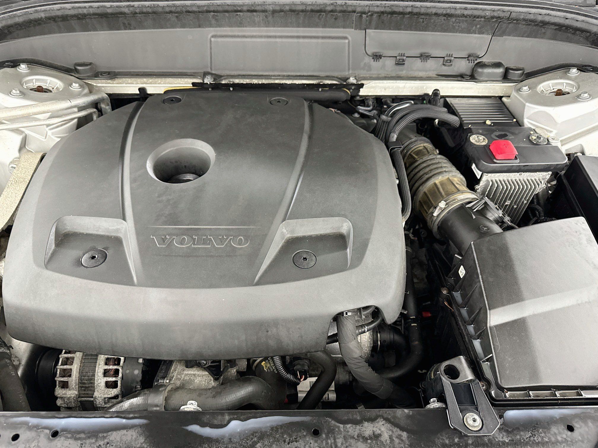 Used 2021 Volvo XC60 T6 Momentum AWD/4WD image 31