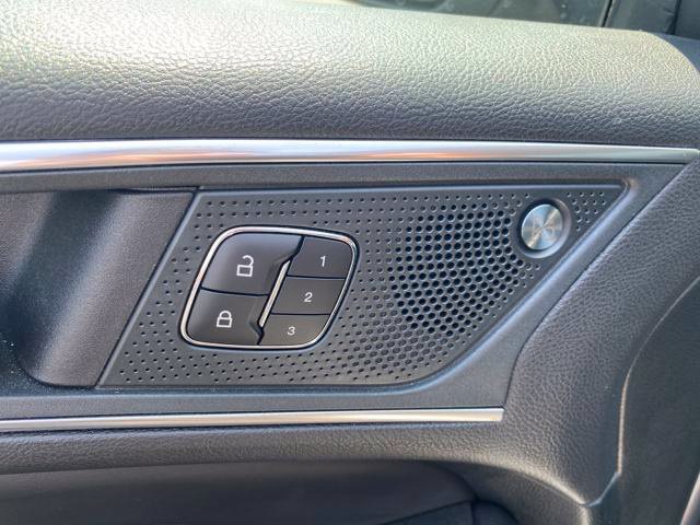 Used 2024 Ford Edge Titanium AWD/4WD image 23