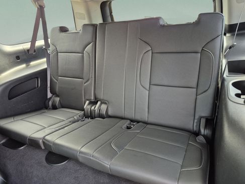 Used 2020 GMC Yukon XL SLT w/ Premium Edition AWD/4WD image 19
