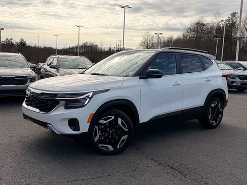 New 2026 Kia Seltos SX AWD/4WD image 2