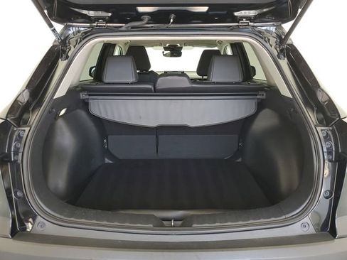Used 2025 Toyota Corolla Cross XLE FWD image 11