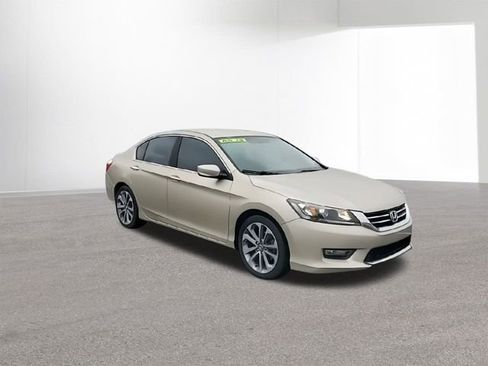 Used 2013 Honda Accord Sport image 2
