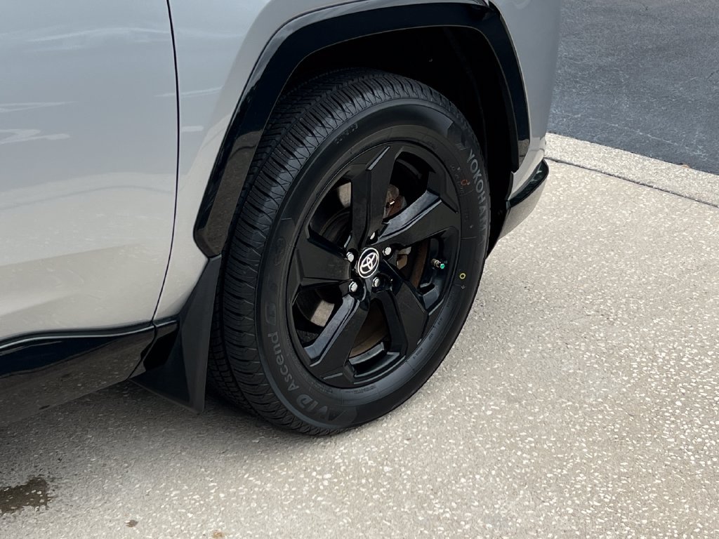 Used 2019 Toyota RAV4 XSE w/ Carpet Mat Package AWD/4WD image 25