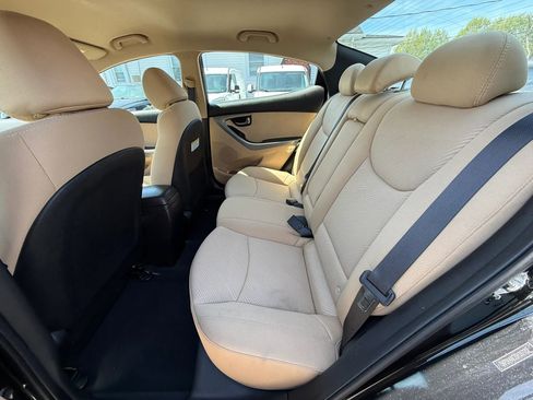 Used 2013 Hyundai Elantra GLS w/ Preferred Pkg FWD image 25