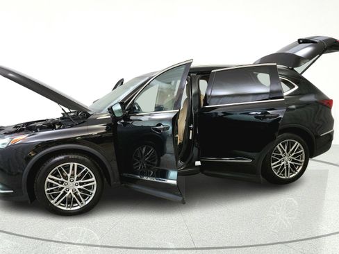 Used 2023 Acura MDX SH-AWD w/ Advance Package image 11