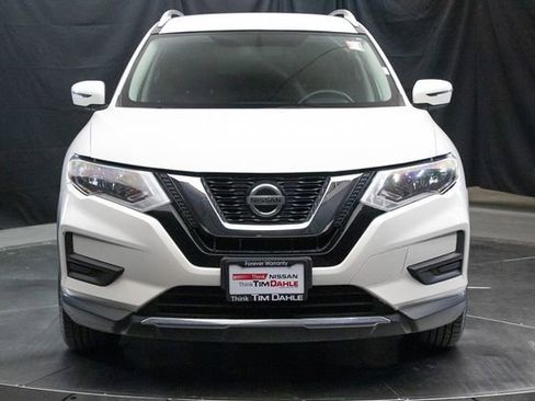 Used 2018 Nissan Rogue SV image 4
