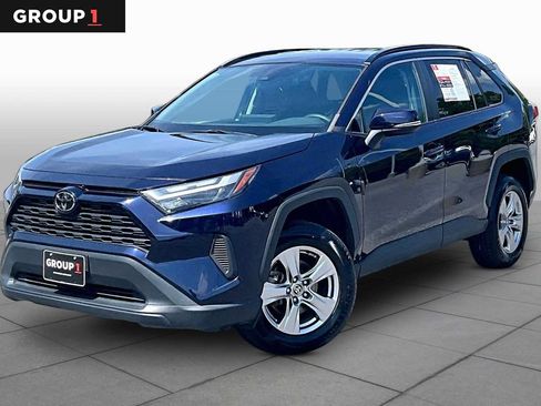 Used 2023 Toyota RAV4 XLE AWD/4WD image 1