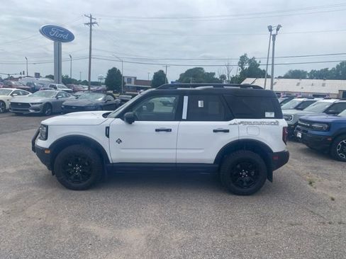 New 2025 Ford Bronco Sport Outer Banks w/ Sasquatch Outer Banks Package image 3