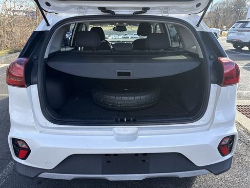 Used 2022 Kia Niro LXS image 12