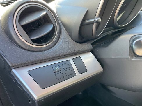 Used 2010 MAZDA MAZDA3 i Touring image 33