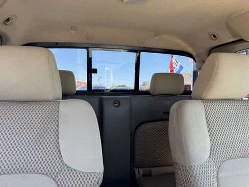 Used 2014 Nissan Frontier SV AWD/4WD image 32