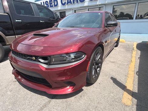 Used 2023 Dodge Charger Scat Pack w/ Navigation & Travel Group RWD image 2