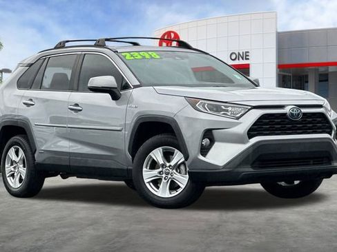 Certified 2020 Toyota RAV4 XLE image 2