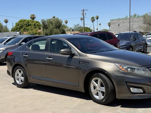 Used 2014 Kia Optima LX w/ Paint Protection Film Package FWD image 5