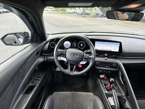 Used 2022 Hyundai Elantra N FWD image 14