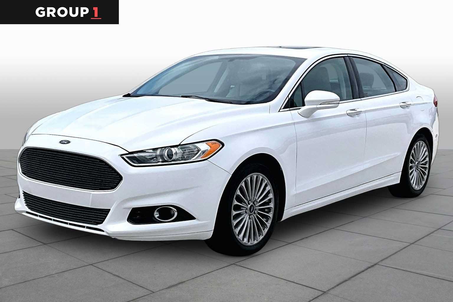 Used 2016 Ford Fusion Titanium FWD image 1