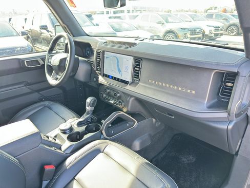 New 2025 Ford Bronco Badlands image 31