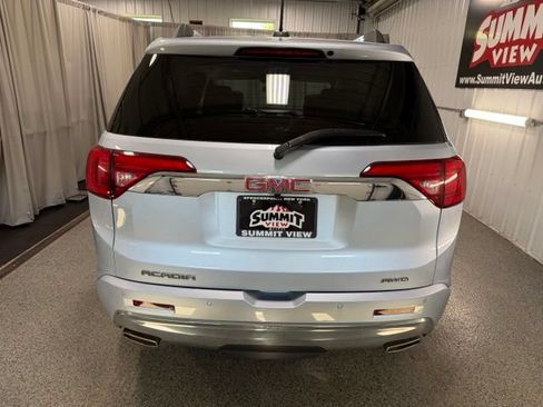 Used 2017 GMC Acadia Denali w/ Technology Package AWD/4WD image 5