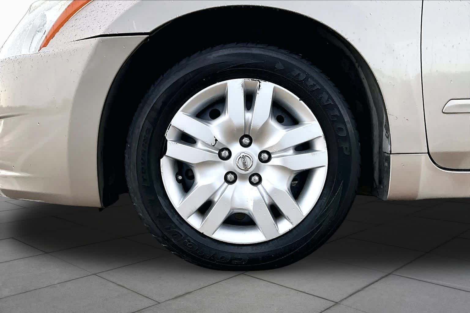 Used 2012 Nissan Altima 2.5 S FWD image 10