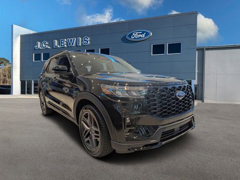 New 2026 Ford Explorer ST w/ Sun And Sound Package image 1