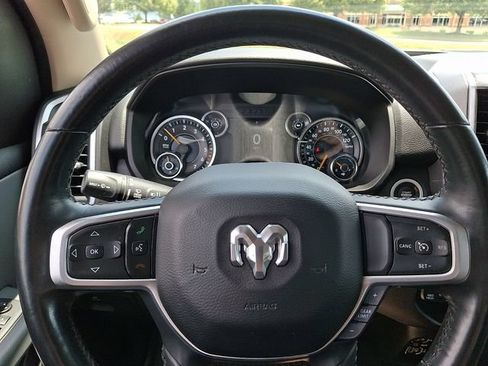 Used 2019 RAM 1500 Big Horn AWD/4WD image 25