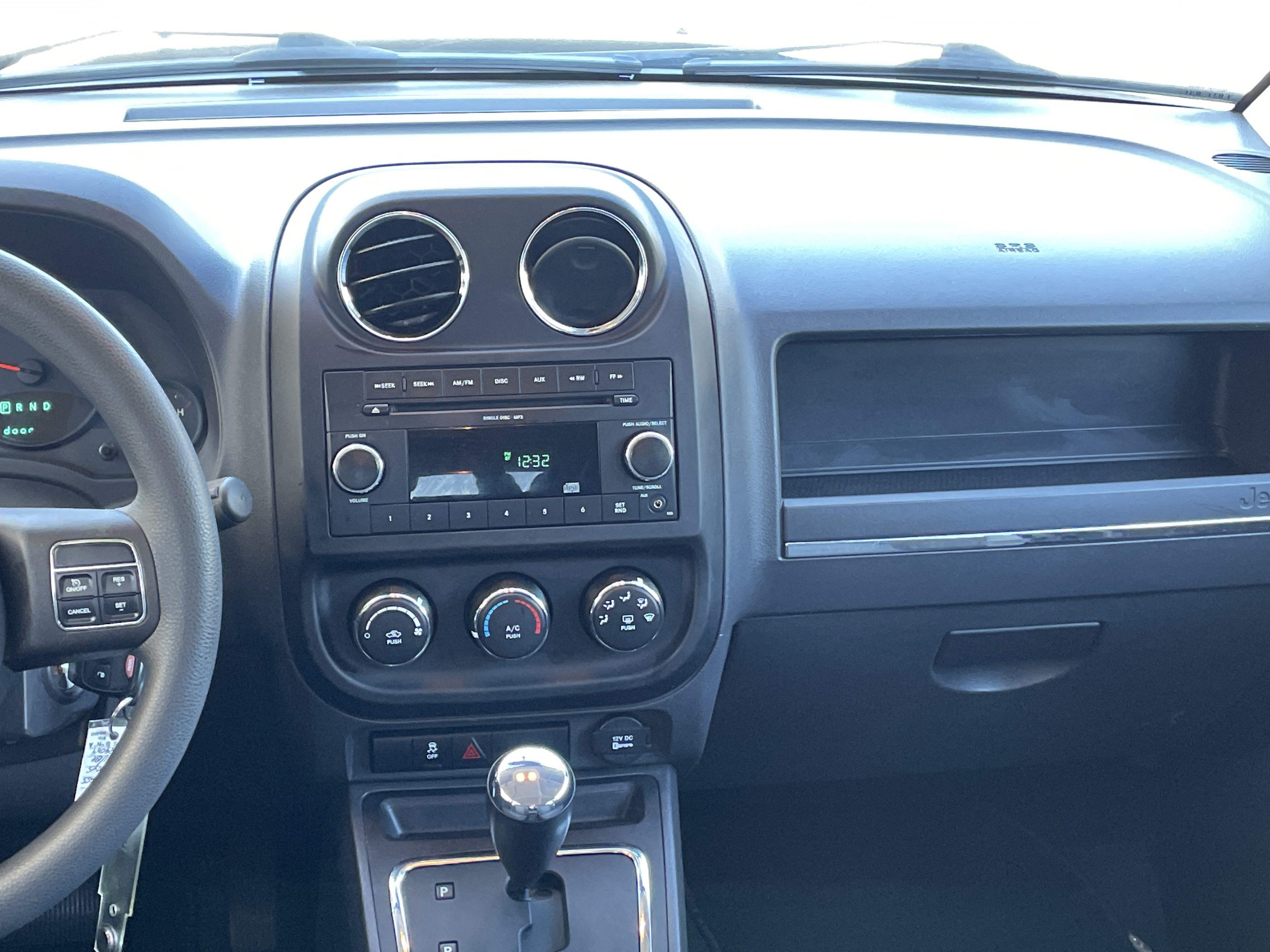 Used 2011 Jeep Compass 2WD image 26