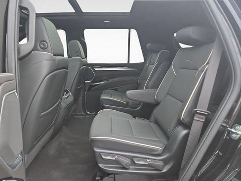 Used 2025 Cadillac Escalade Sport w/ Touring Package AWD/4WD image 13