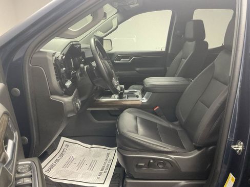 Used 2023 Chevrolet Silverado 1500 RST w/ Convenience Package II AWD/4WD image 12