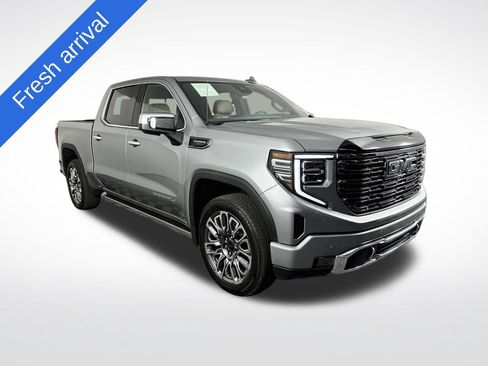 Used 2025 GMC Sierra 1500 Denali Ultimate AWD/4WD image 1