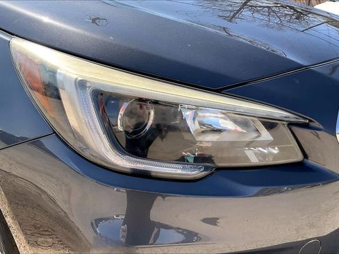 Used 2019 Subaru Outback 2.5i Limited w/ Popular Package #2 image 27