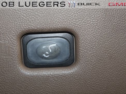 Used 2017 Lincoln MKX Reserve FWD image 22