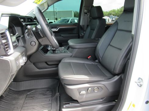 Used 2026 GMC Sierra 1500 Denali AWD/4WD image 21
