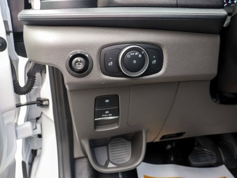 Used 2024 Ford Transit 250 148 Medium Roof RWD image 23