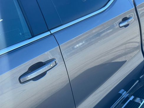 Used 2021 GMC Sierra 1500 SLE w/ Preferred Package image 17