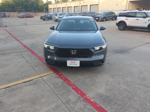 Used 2025 Honda Accord LX image 5