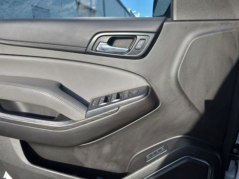 Used 2016 Chevrolet Suburban LT image 26