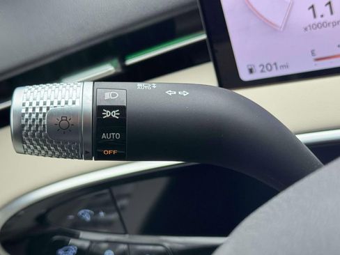 New 2026 Genesis GV70 2.5T image 22