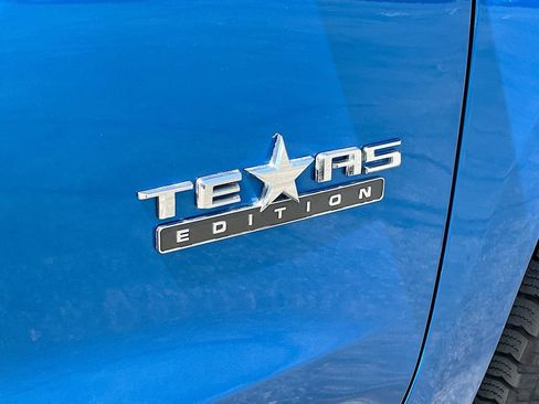 Used 2022 Chevrolet Silverado 1500 LTZ w/ LTZ Convenience Package II image 36