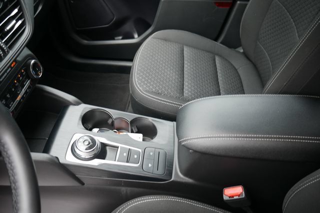 Used 2023 Ford Escape Active AWD/4WD image 23