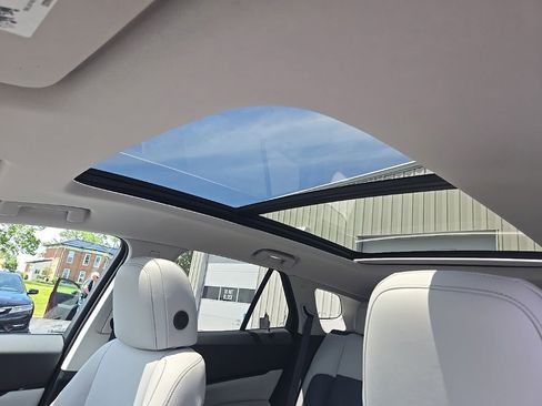 Used 2024 Honda Prologue Touring image 24