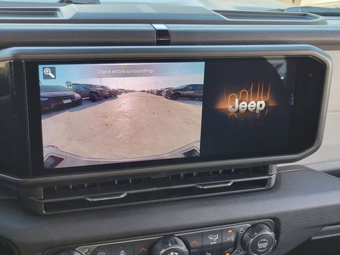 New 2026 Jeep Gladiator Sport image 9