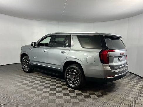 Used 2026 GMC Yukon Elevation w/ Elevation Premium Package image 9